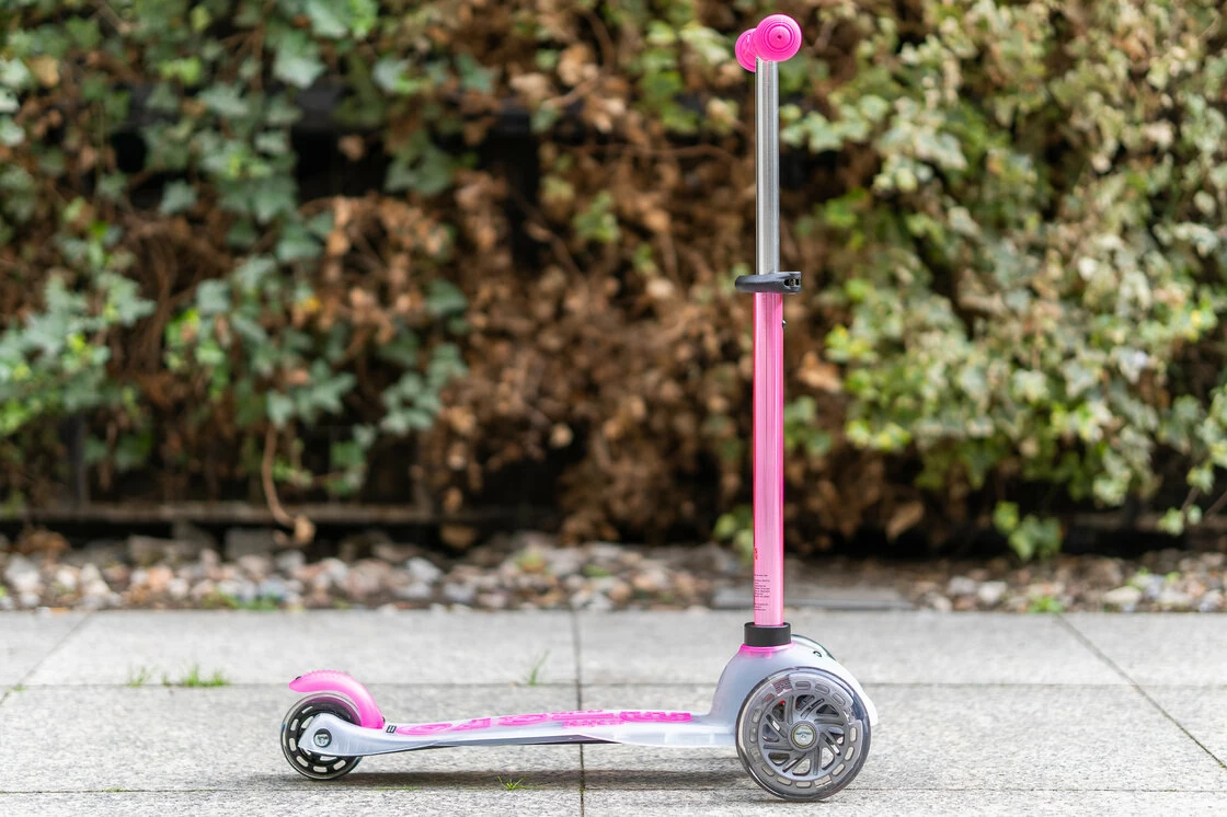 Hulajnoga dla dzieci Mini Micro Deluxe Flux LED Neochromowy różowy