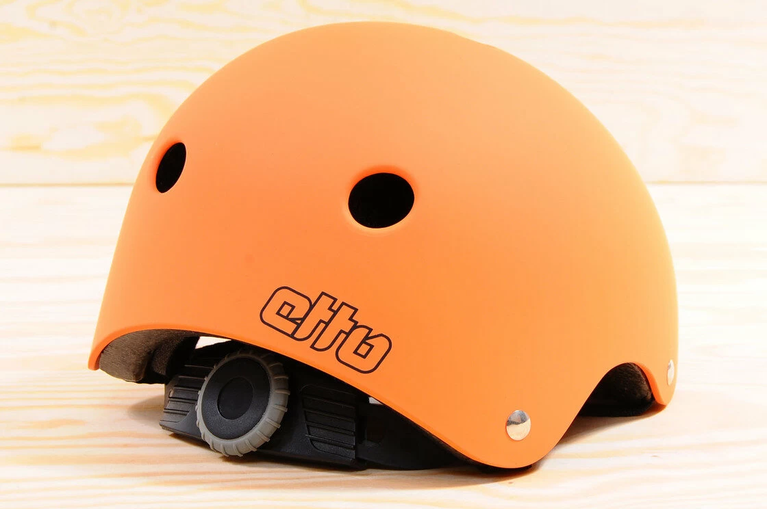 Kask dziecięcy ETTO Psycho Orange Earth