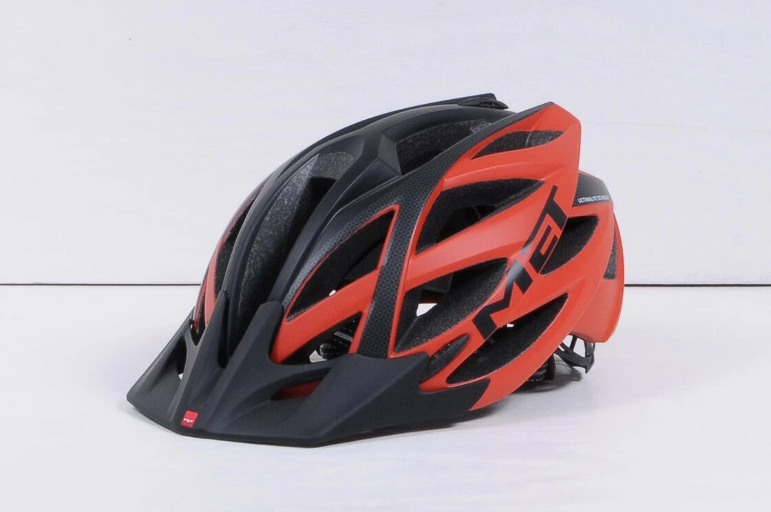 Kask MET Kaos UL Czerwony 