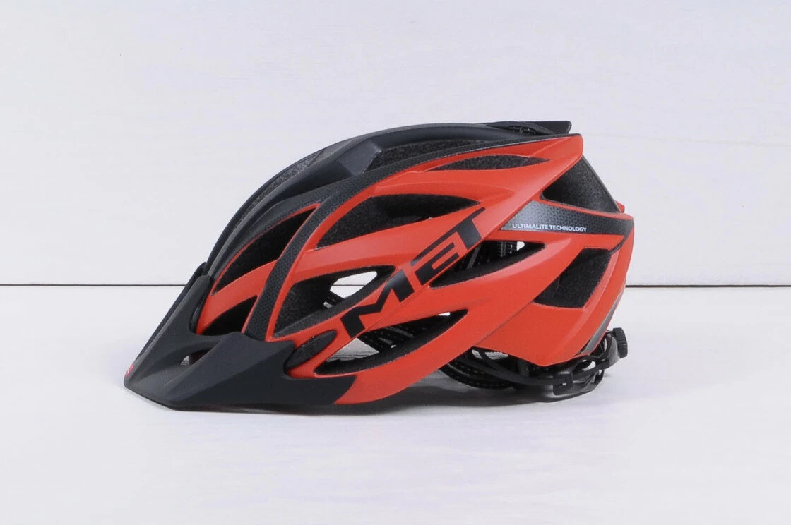 Kask MET Kaos UL Czerwony 