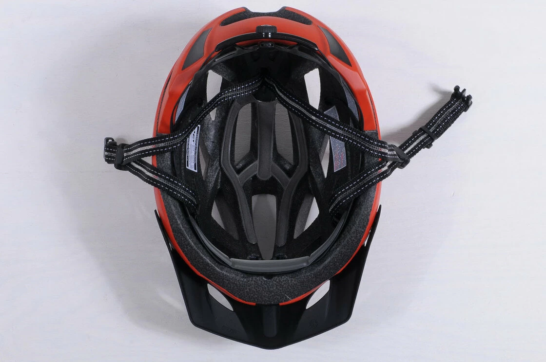 Kask MET Kaos UL Czerwony  Rozmiar: M