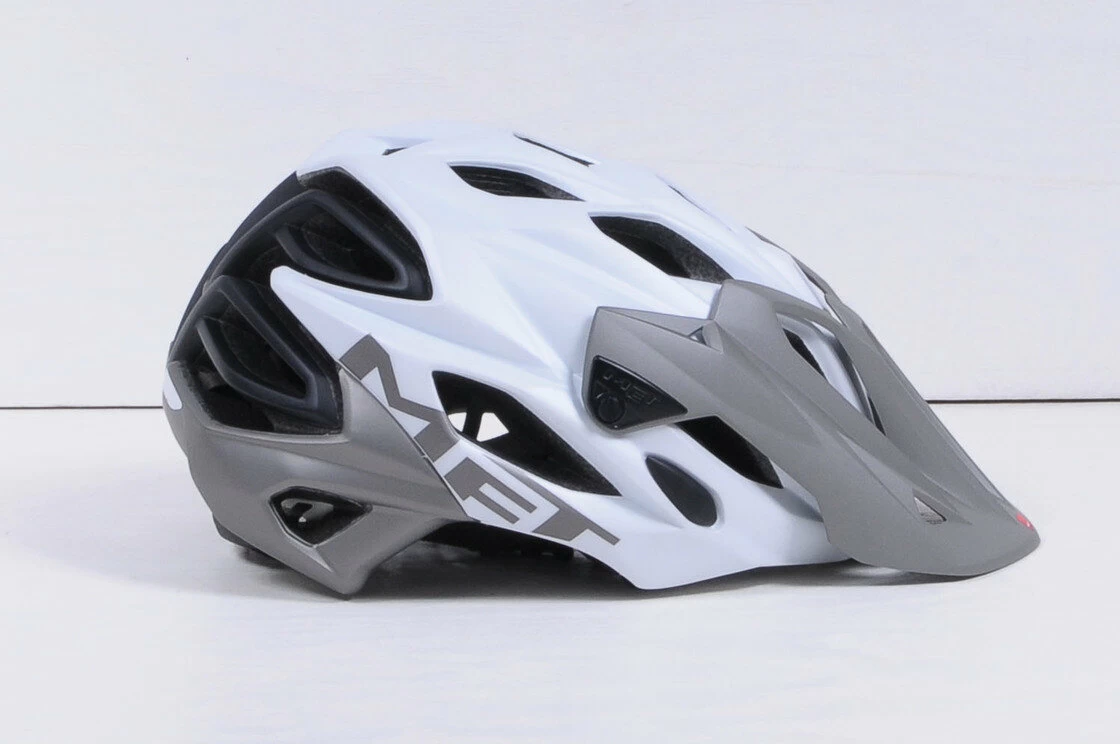 Kask MET Parabellum Biały