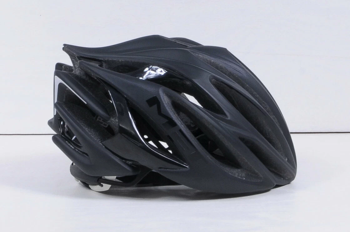 Kask MET Stradivarius Czarny Mat  Rozmiar: L