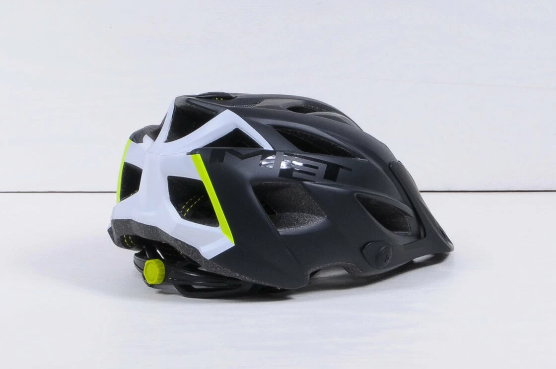 Kask MET Terra czarno - biały