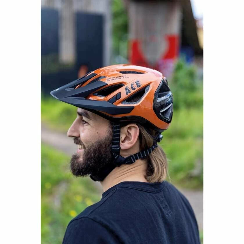 Kask rowerowy Abus Urban-I 3.0 ACE Goldfish Orange