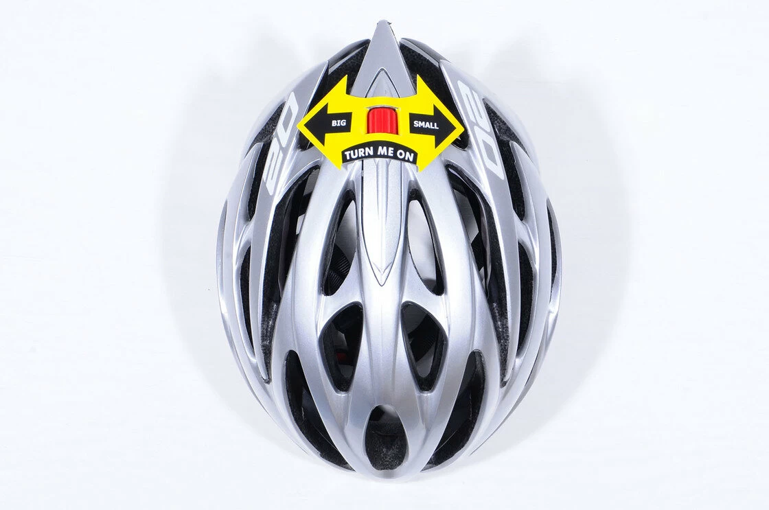 Kask szosowy LAZER O2 RD srebrny