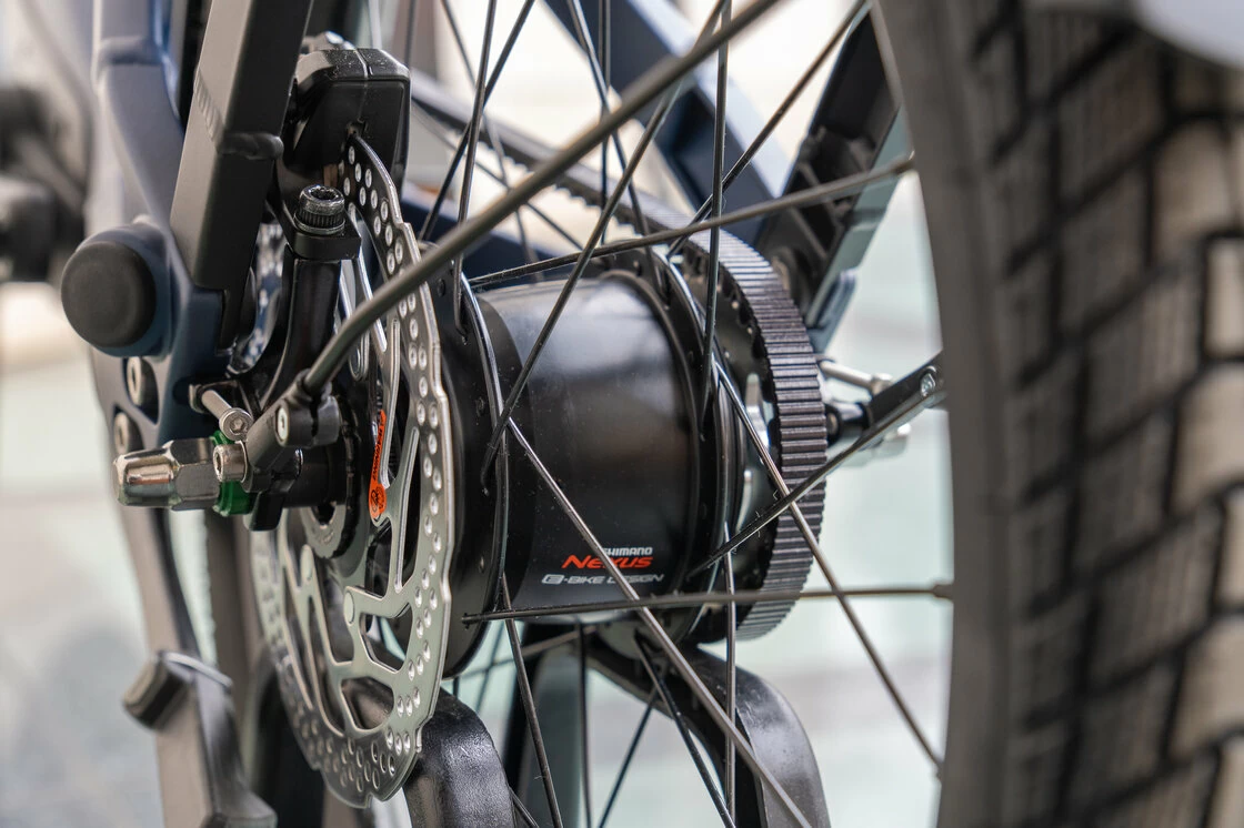 Kompaktowy rower elektryczny na pasku Sparta S-Compact Smart 500Wh 20" Navy Blue Mat