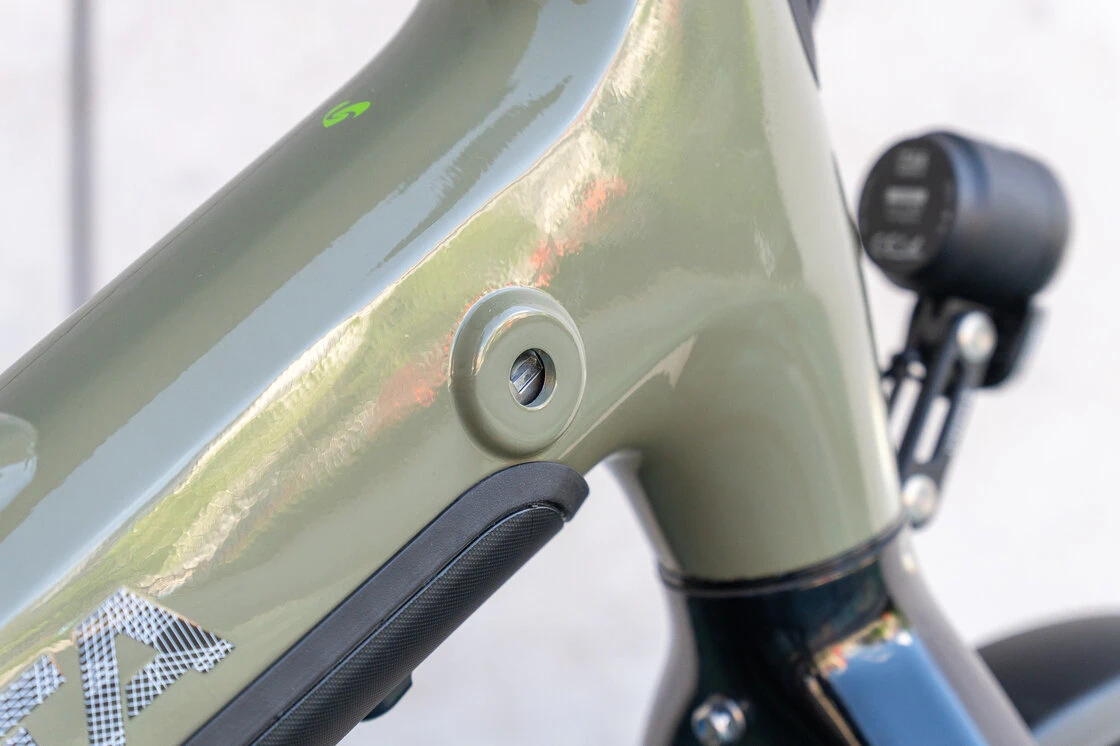 Kompaktowy rower elektryczny na pasku Sparta S-Compact Smart 500Wh 20" Olive Metallic