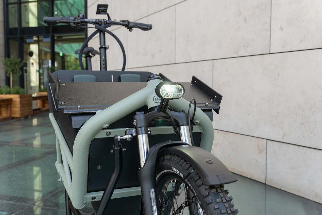 KONFIGURATOR: Transportowy rower elektryczny cargo Riese & Muller Load 5 60
