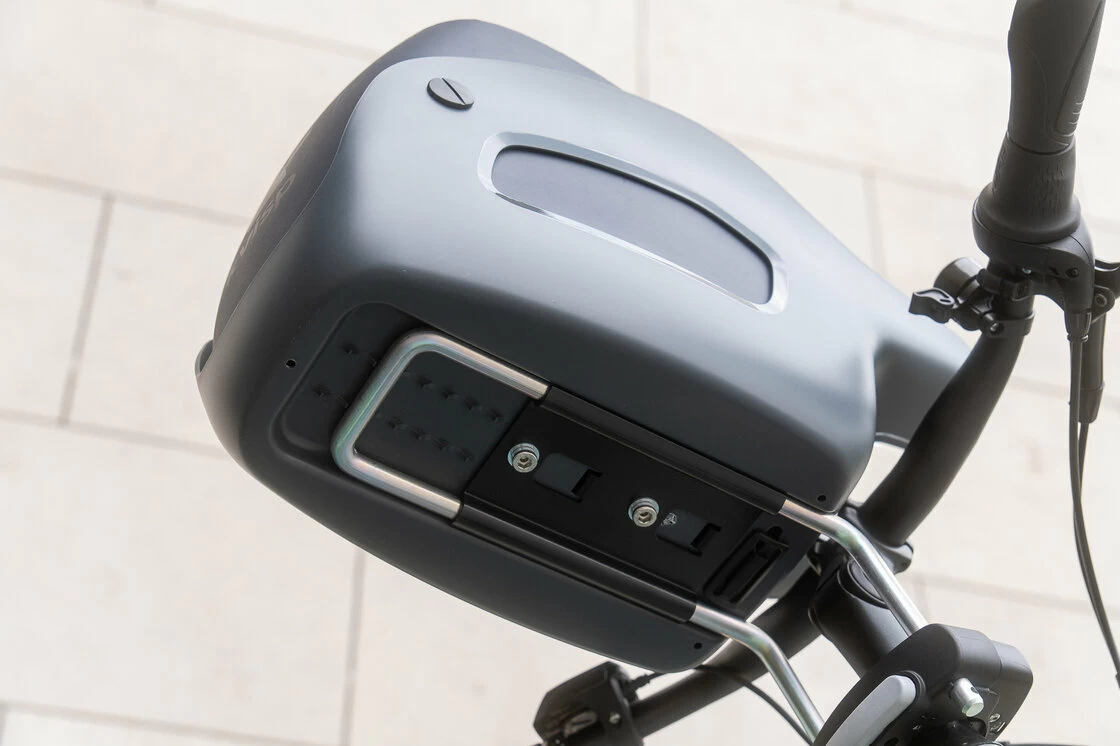 Koszyk rowerowy dla psa Kvisp Midnight Gray M