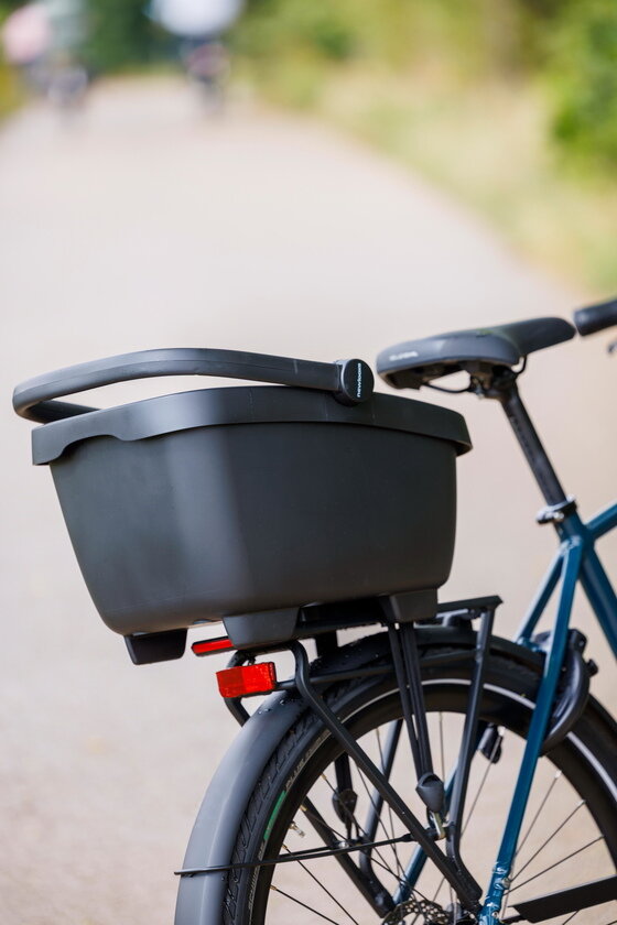 Koszyk rowerowy New Looxs Clipper MIK Czarny