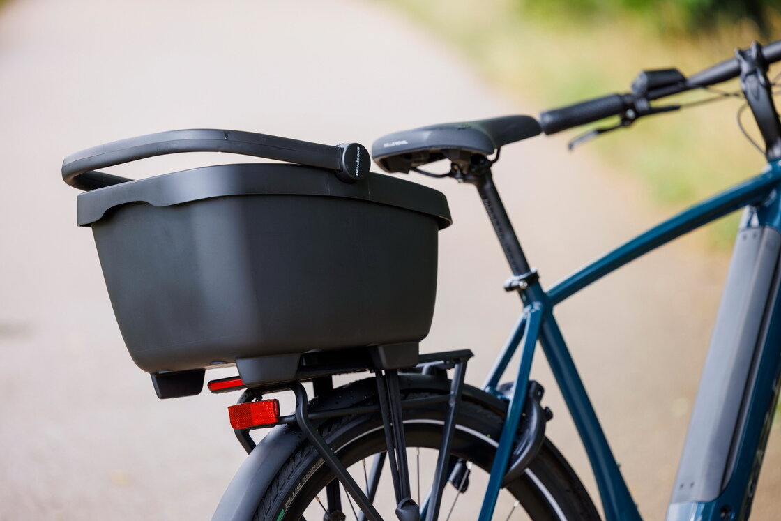 Koszyk rowerowy New Looxs Clipper MIK Czarny