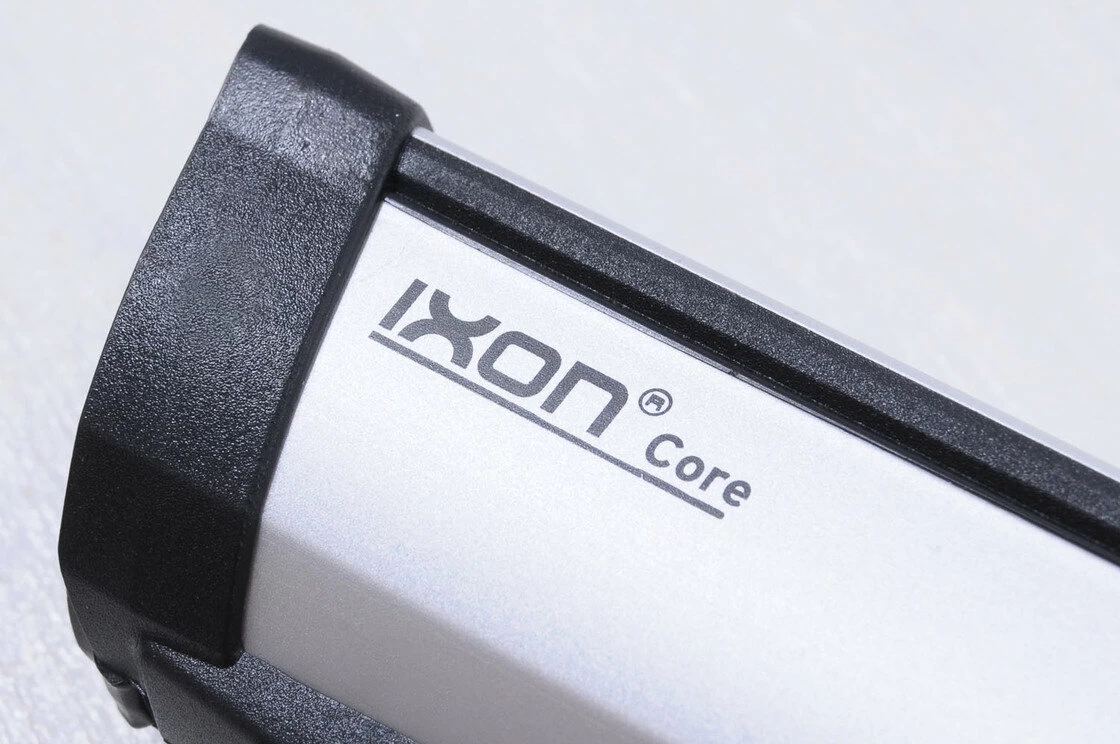 Lampka Busch & Muller Ixon Core 50 LUX USB