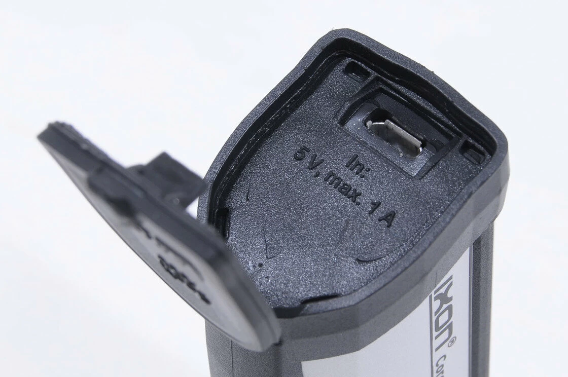 Lampka Busch & Muller Ixon Core 50 LUX USB