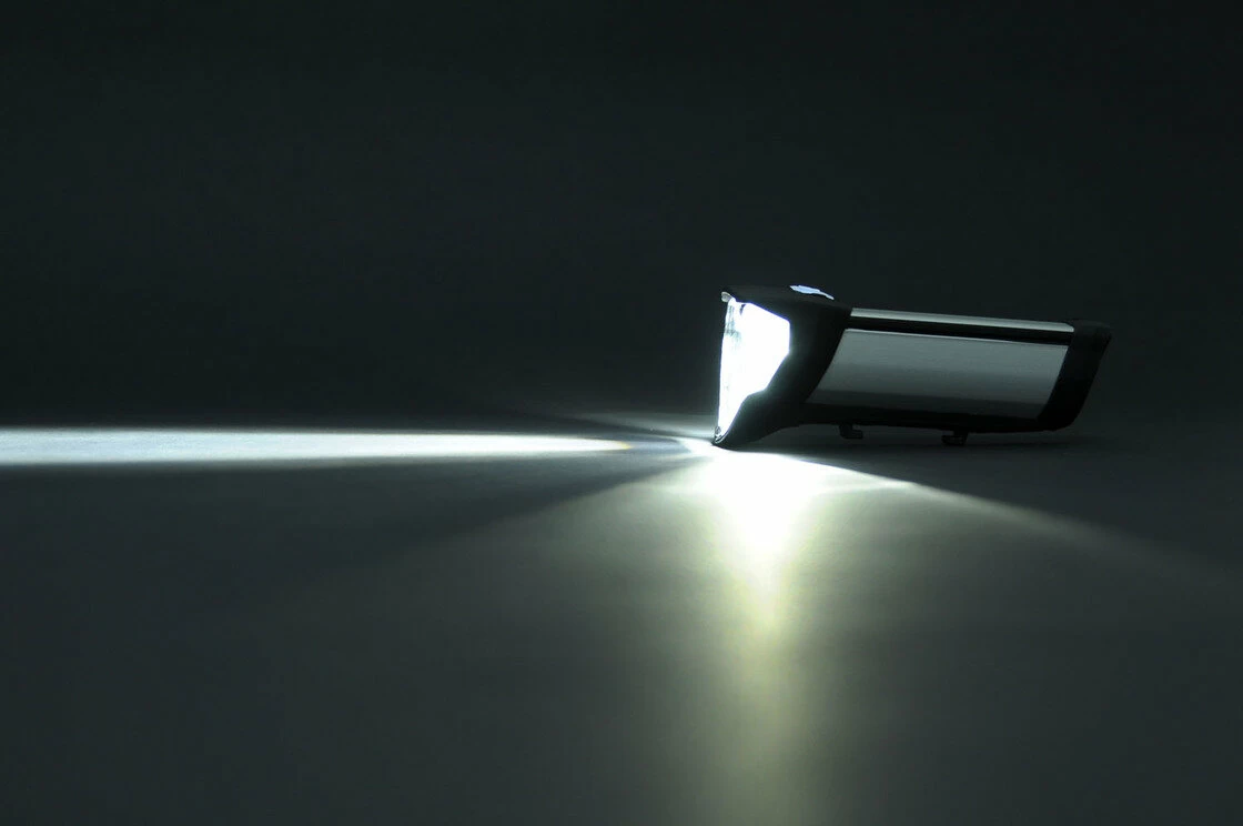 Lampka Busch & Muller Ixon Core 50 LUX USB