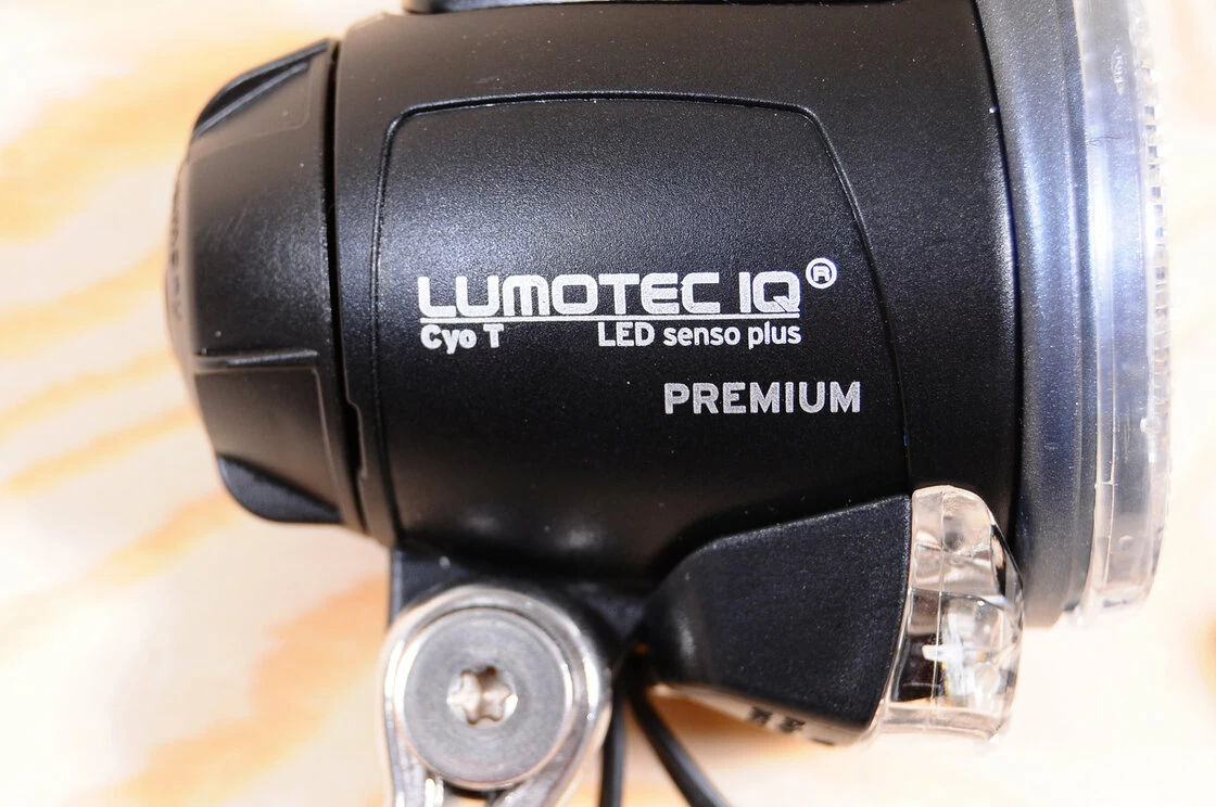 Lampka Busch & Muller Lumotec IQ Cyo T Senso Plus 60 LUX