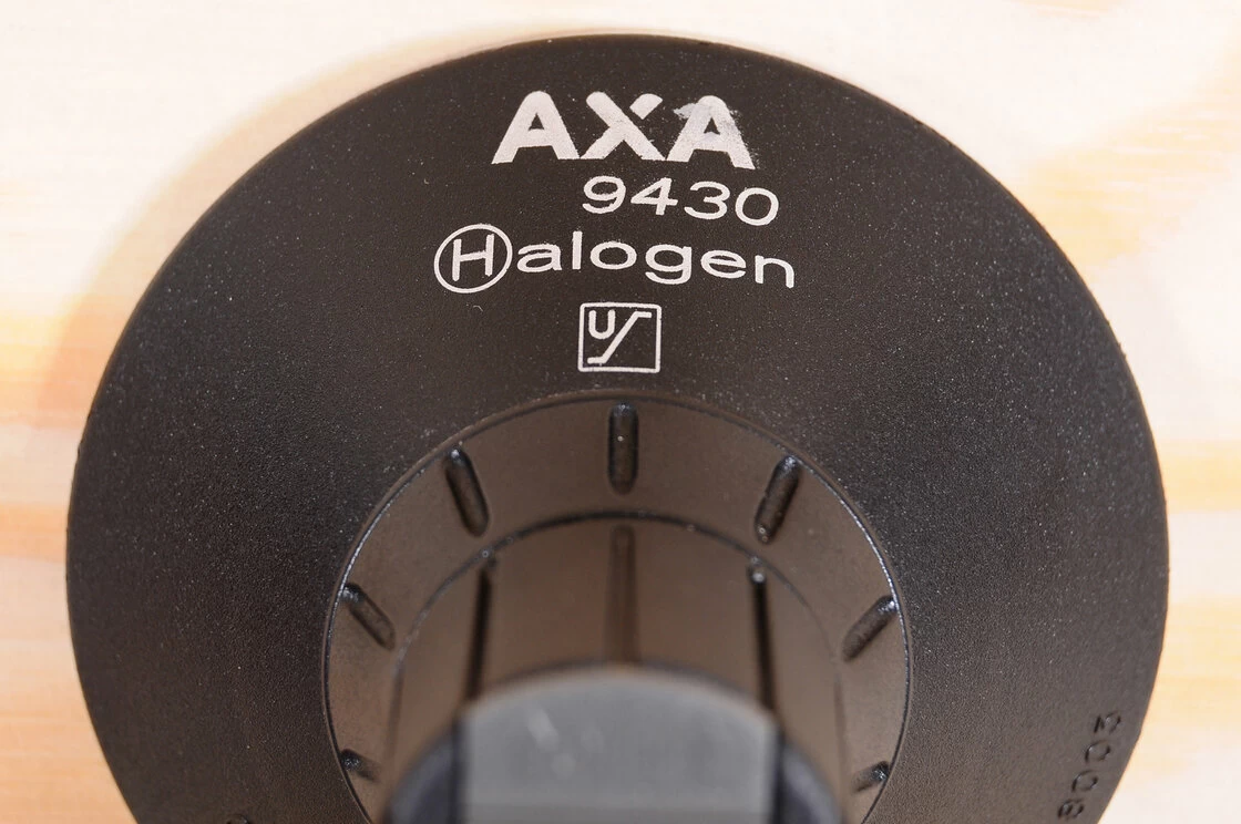 Lampka przednia AXA 9430