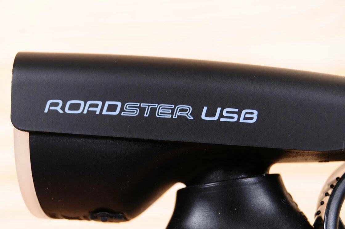 Lampka przednia Sigma Roadster USB