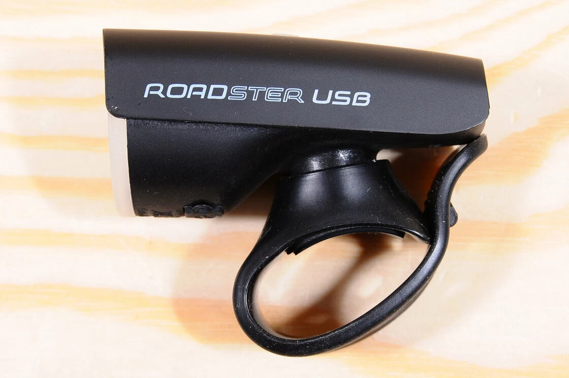 Lampka przednia Sigma Roadster USB