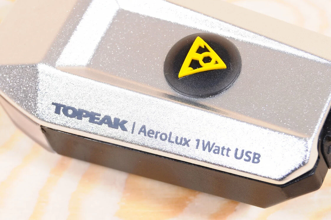 Lampka przednia Topeak AeroLux USB 1W