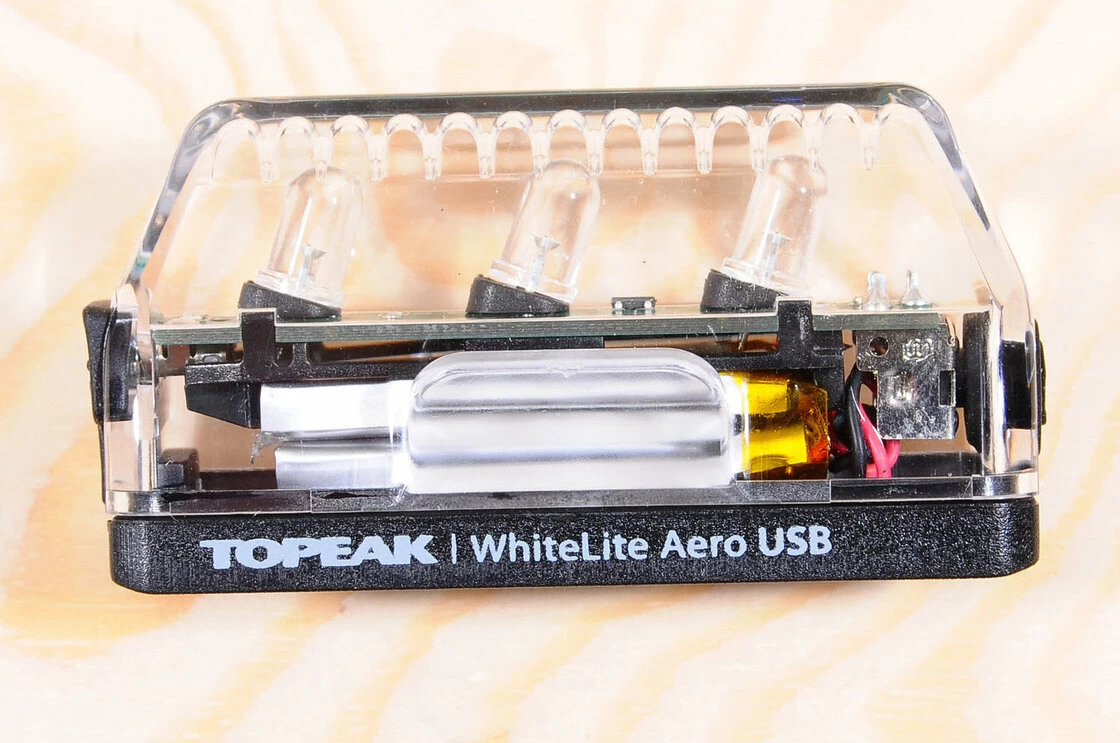 Lampka przednia Topeak WhiteLite Aero LED USB