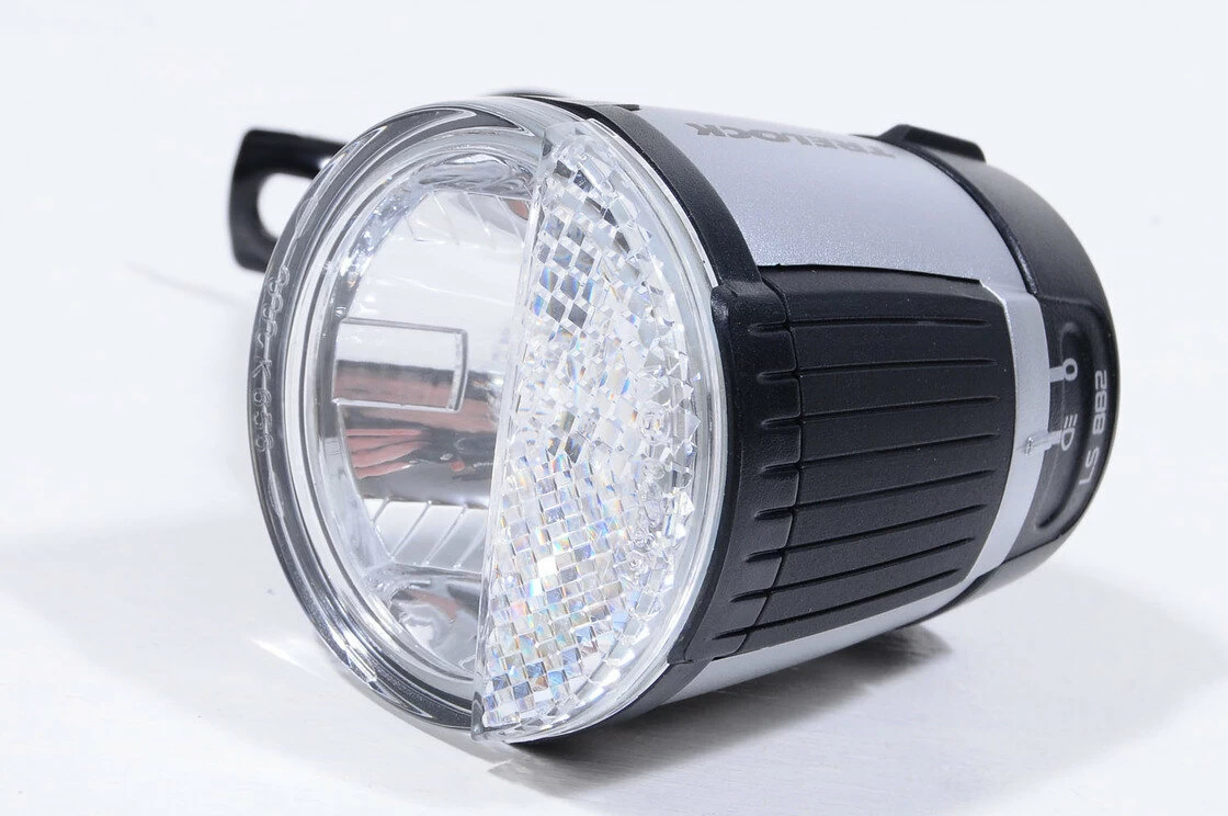 Lampka przednia Trelock LS 882