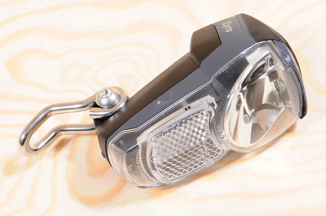 Lampka rowerowa Busch&Muller LUMOTEC IQ Eyro USB