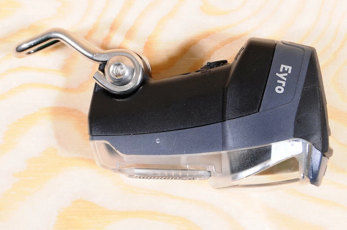 Lampka rowerowa Busch&Muller LUMOTEC IQ Eyro USB