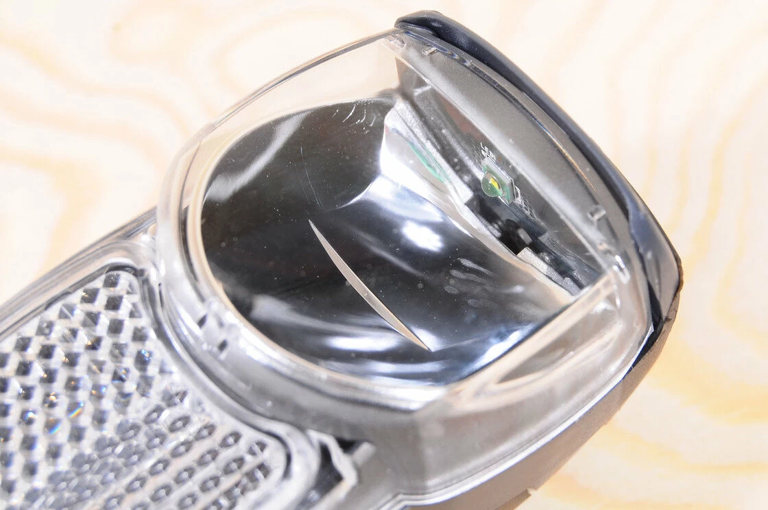 Lampka rowerowa Busch&Muller LUMOTEC IQ Eyro USB