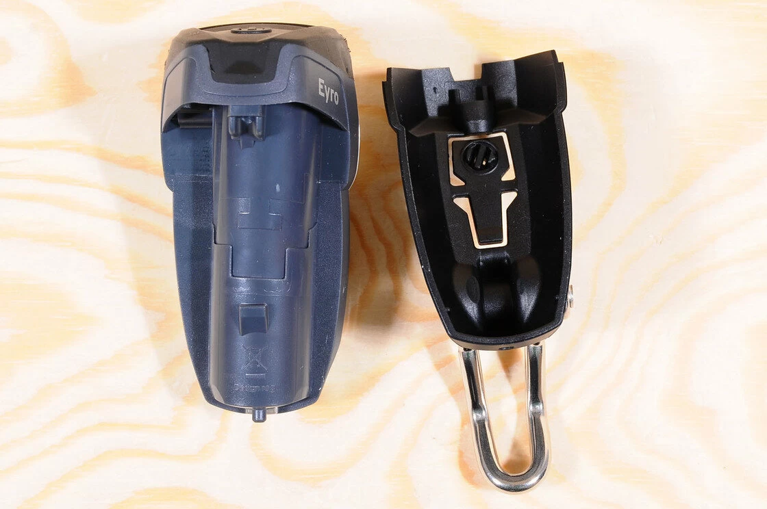 Lampka rowerowa Busch&Muller LUMOTEC IQ Eyro USB