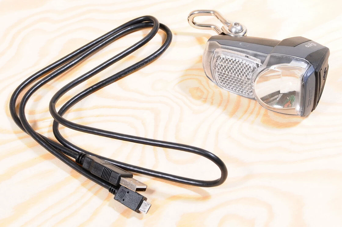 Lampka rowerowa Busch&Muller LUMOTEC IQ Eyro USB