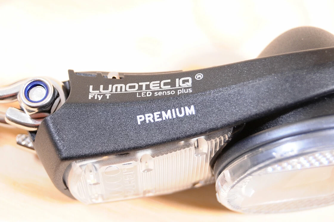 Lampka rowerowa Busch&Muller Lumotec IQ Fly Premium RT Senso Plus