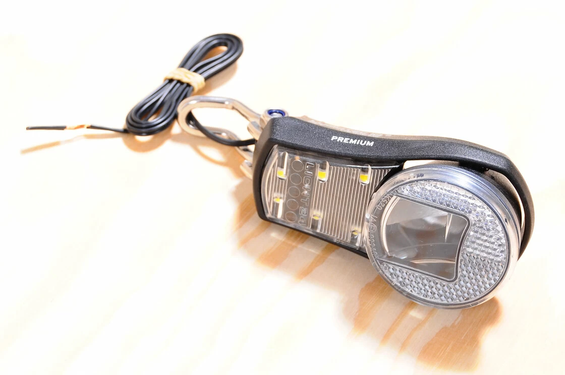 Lampka rowerowa Busch&Muller Lumotec IQ Fly Premium RT Senso Plus