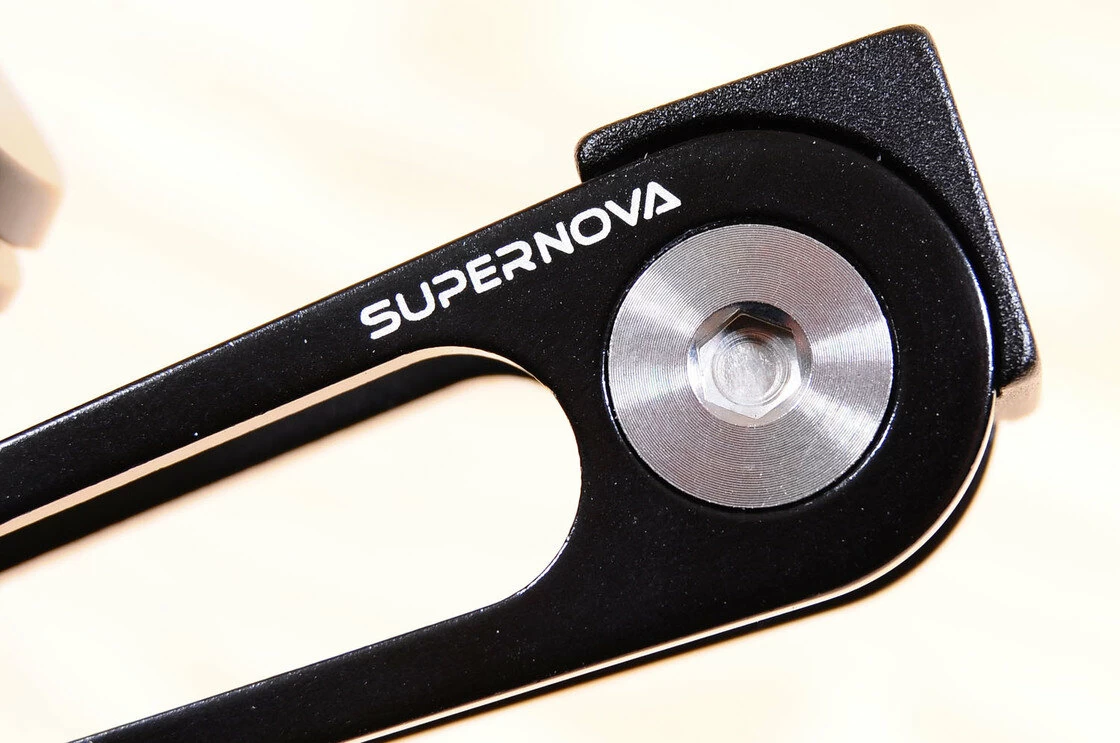 Lampka rowerowa Supernova E3 Triple 2