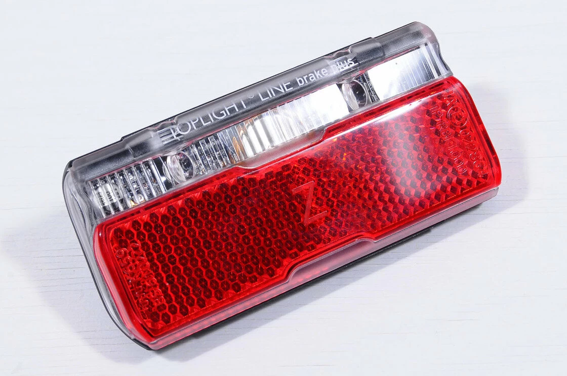 Lampka tylna Busch & Muller Toplight Line Brake Plus