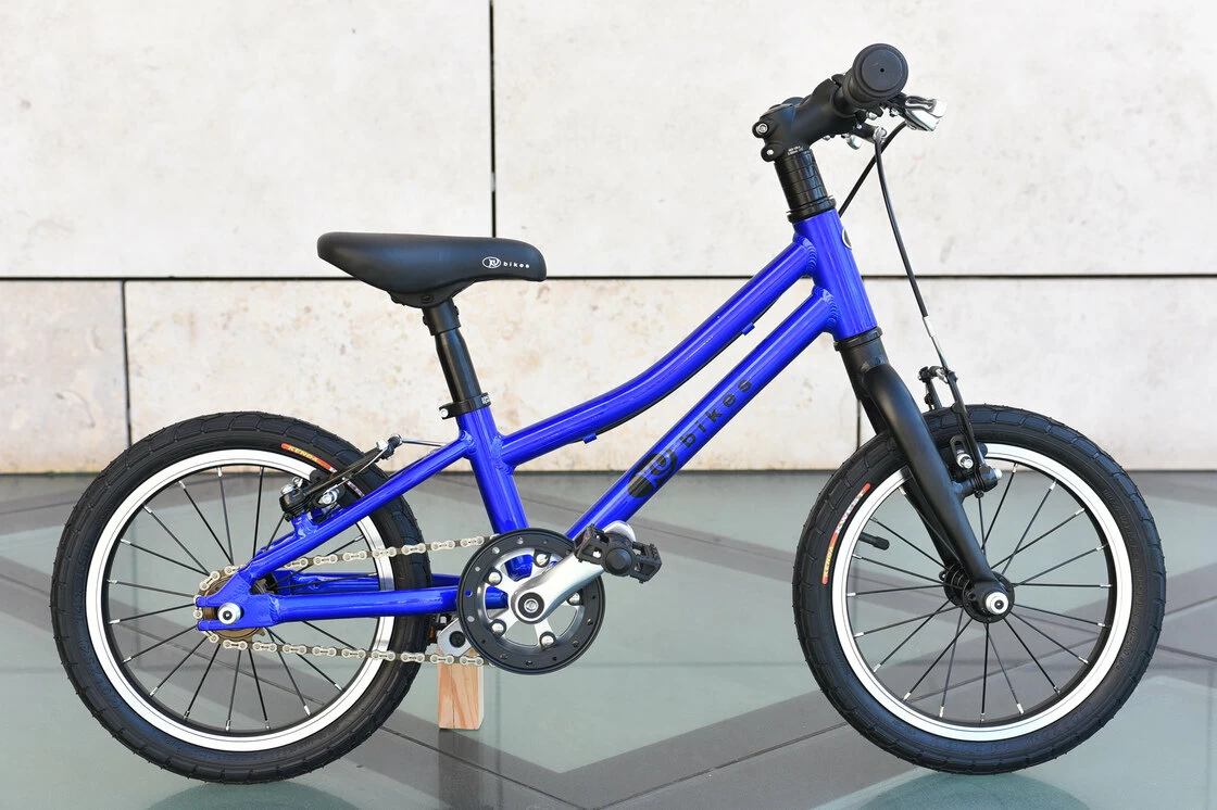Lekki rower dla dziecka KUbikes 14 Tour lazurowy niebieski