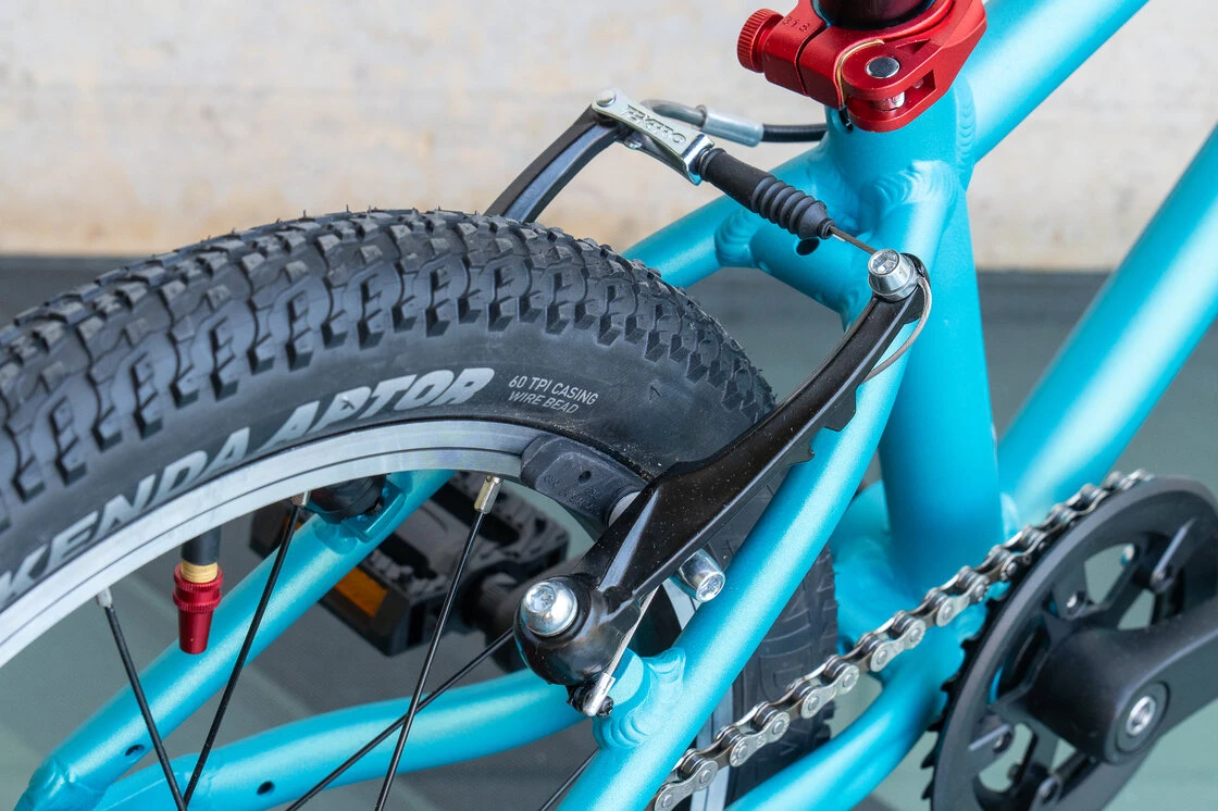 Lekki rower dla dziecka KUbikes 16 L MTB Turkus / laser czerwień