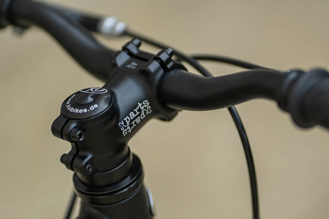 Lekki rower dla dziecka KUbikes 16S MTB Czarny