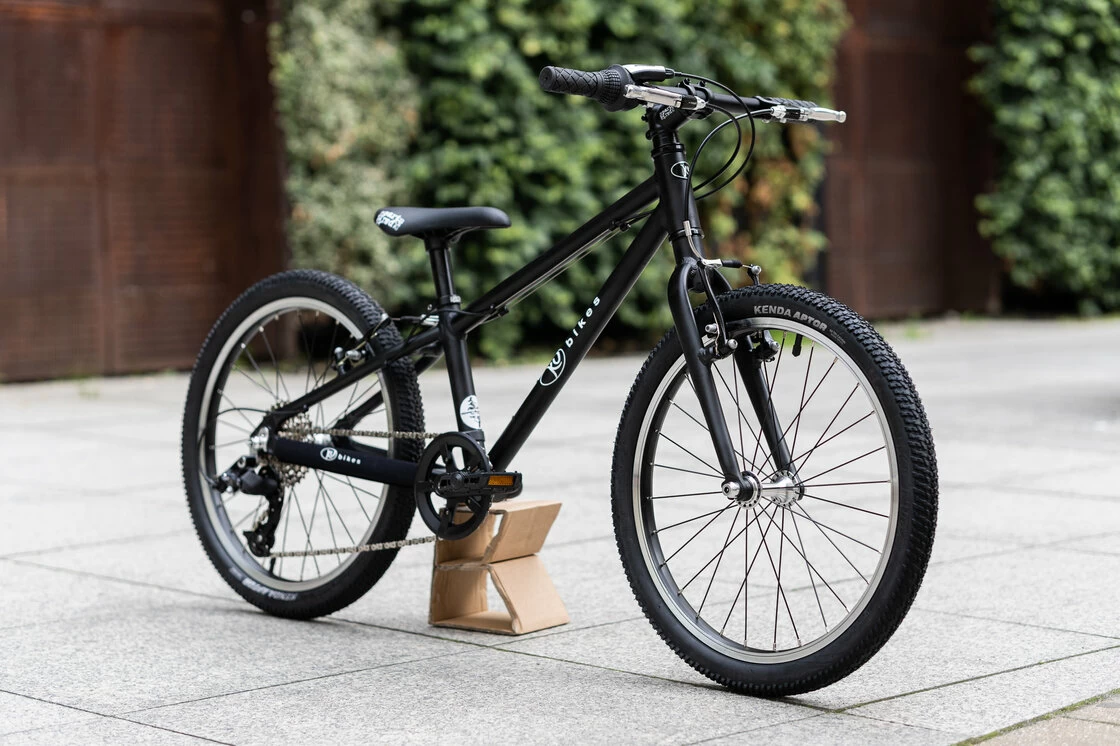 Lekki rower dla dziecka KUbikes 20 L MTB Czarny / czerwony