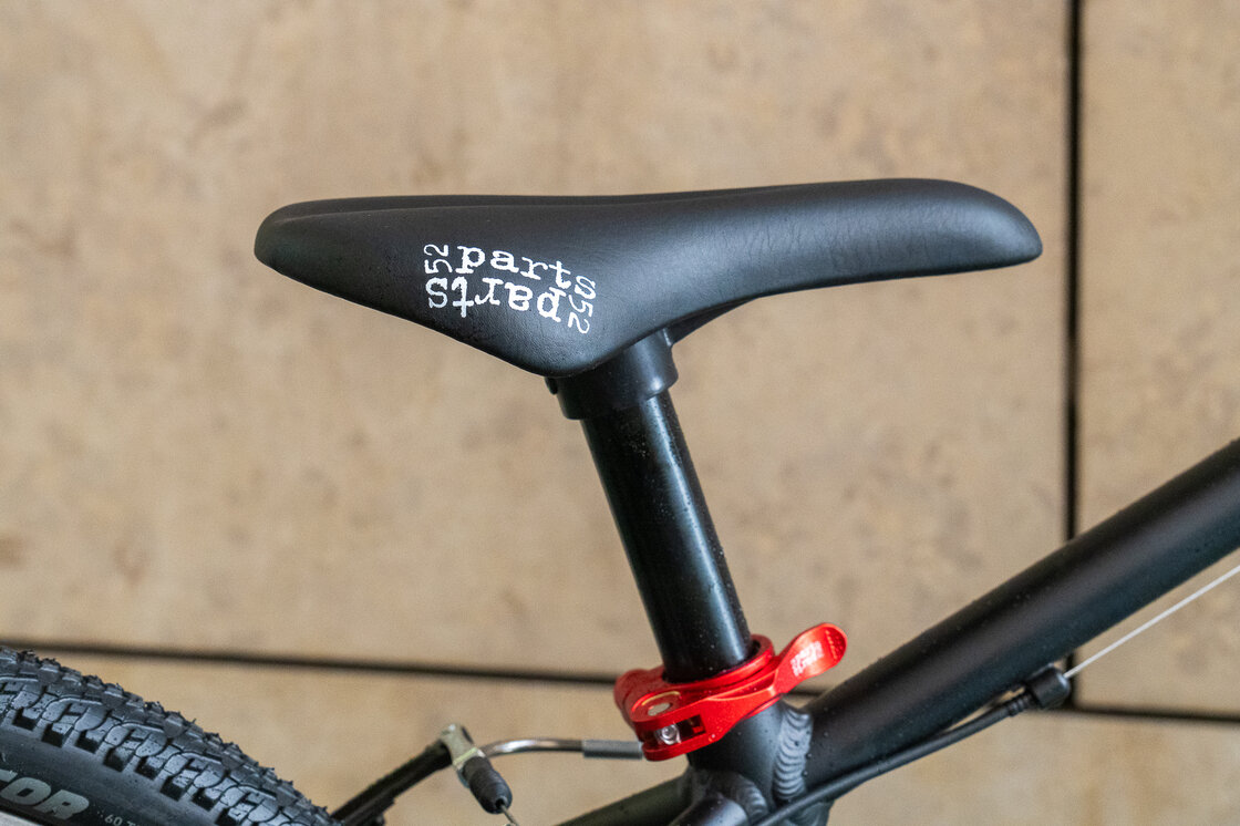 Lekki rower dla dziecka KUbikes 20 L MTB Czarny + laser red