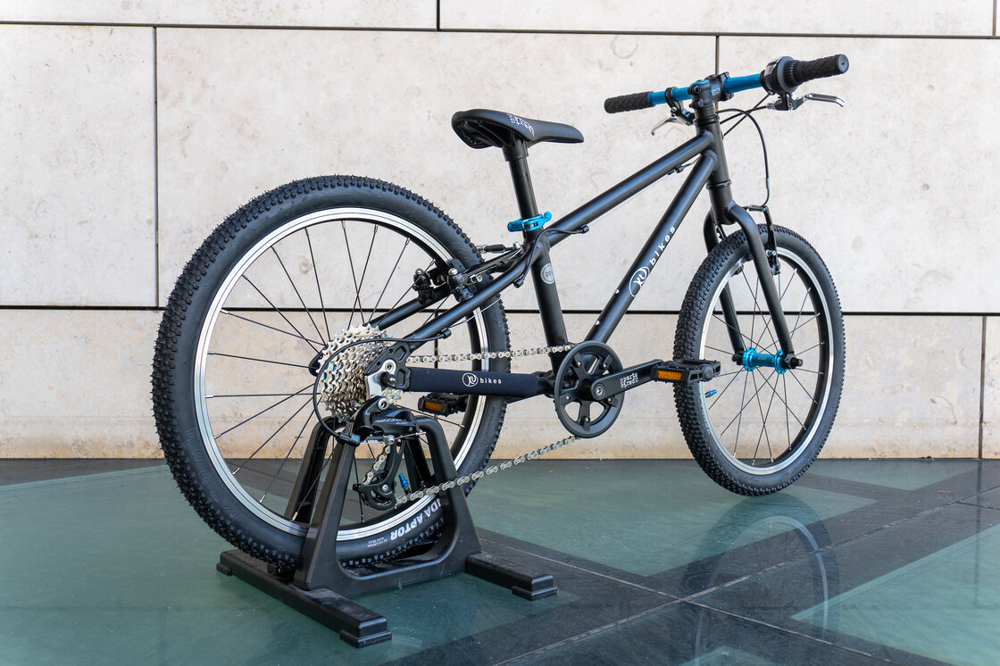 Lekki rower dla dziecka KUbikes 20 L MTB Czarny / niebieski
