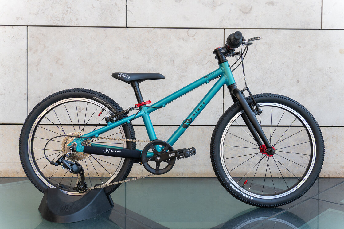 Lekki rower dla dziecka KUbikes 20 S MTB Turkusowy / laser czerwony