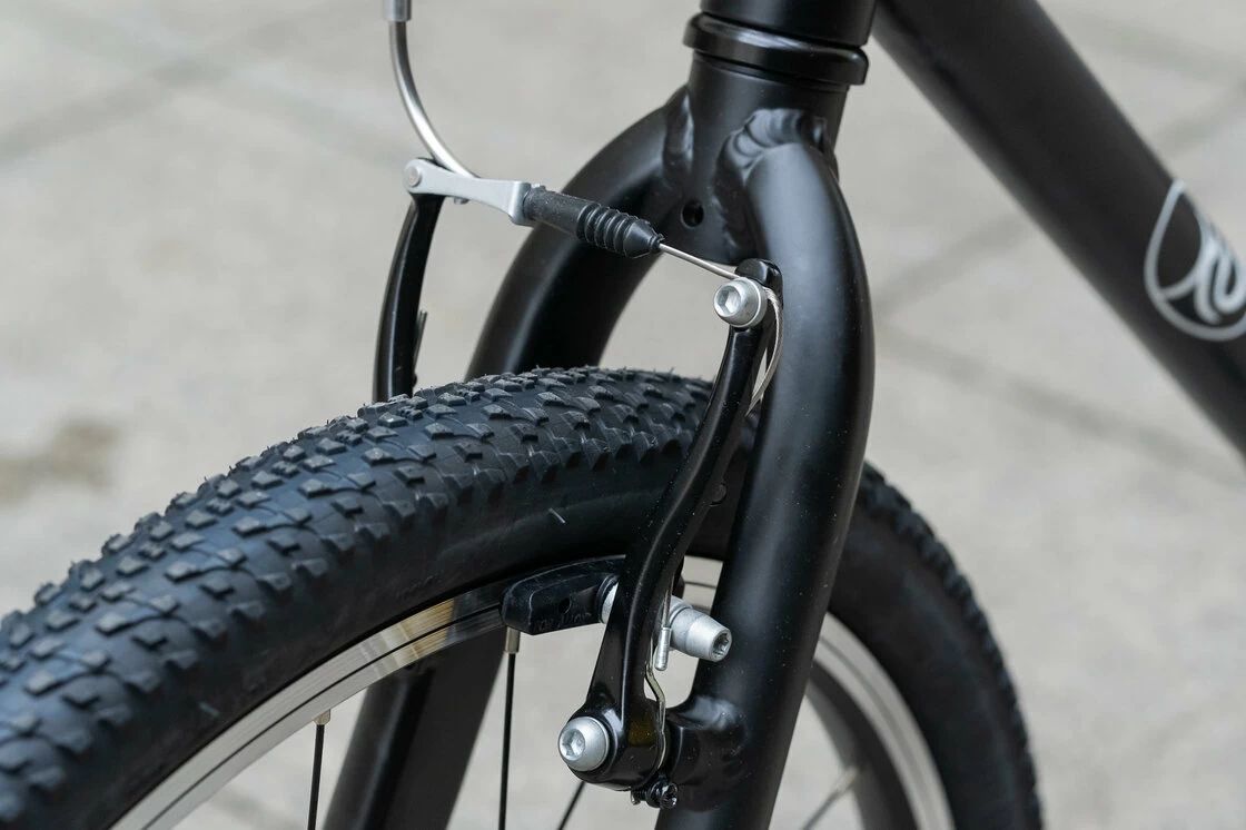 Lekki rower dla dziecka KUbikes 24 L MTB Czarny
