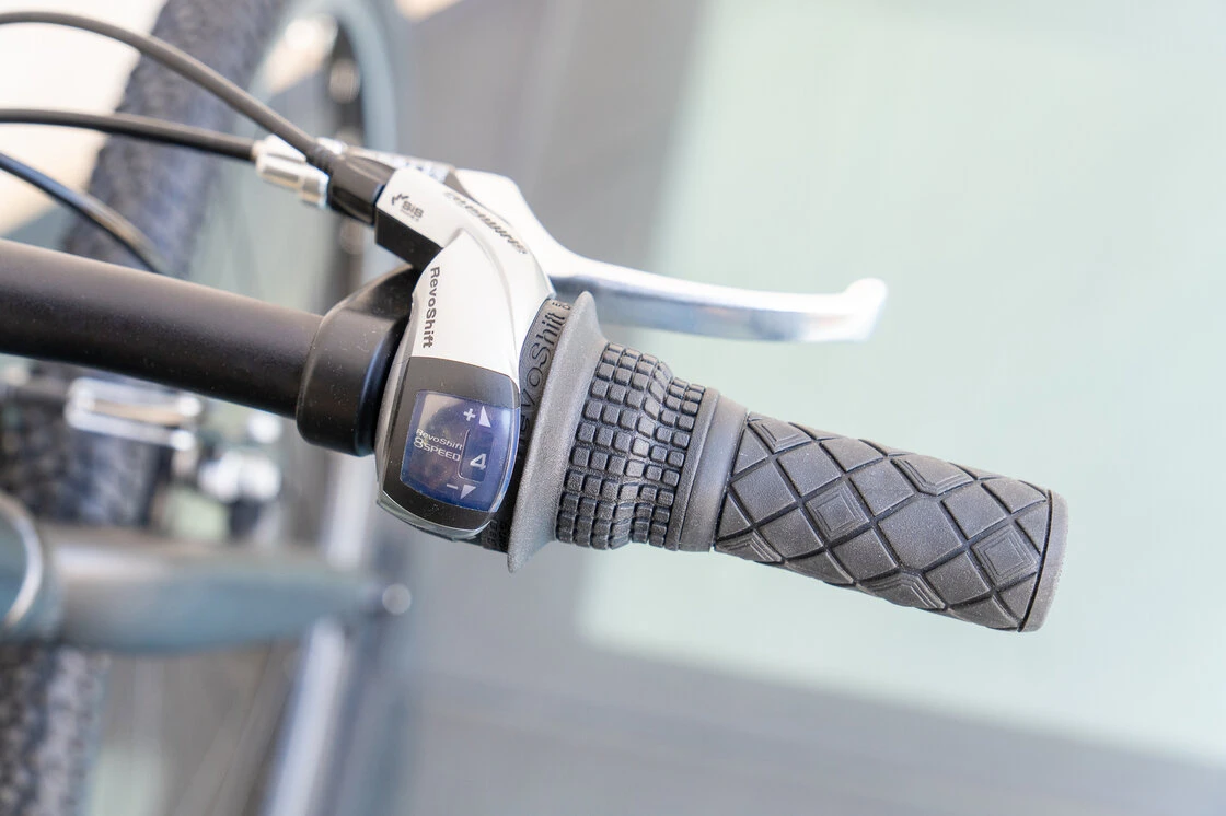 Lekki rower dla dziecka KUbikes 24 L MTB Czarny