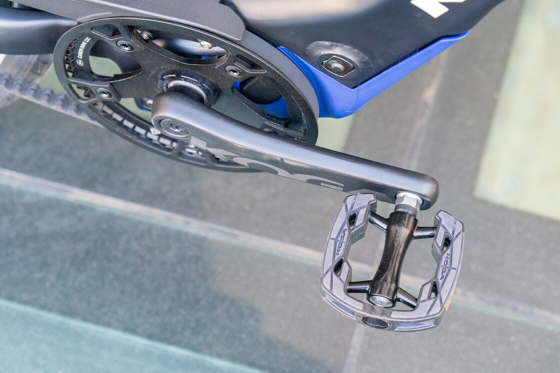 Lekki rower elektryczny na pasku KOGA E-F3 6.0 BOSCH Męski Vulcan Black Mat
