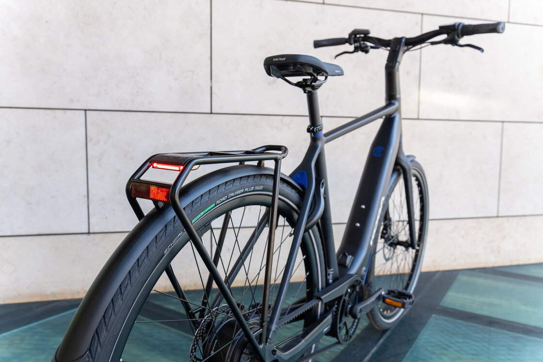 Lekki rower elektryczny na pasku KOGA E-F3 6.0 BOSCH Męski Vulcan Black Mat