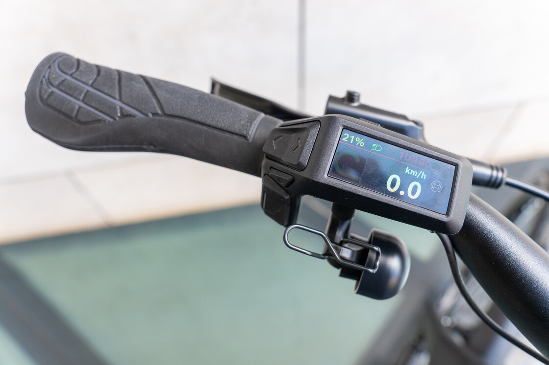 Lekki rower elektryczny na pasku KOGA E-F3 6.0 BOSCH Silver Mat
