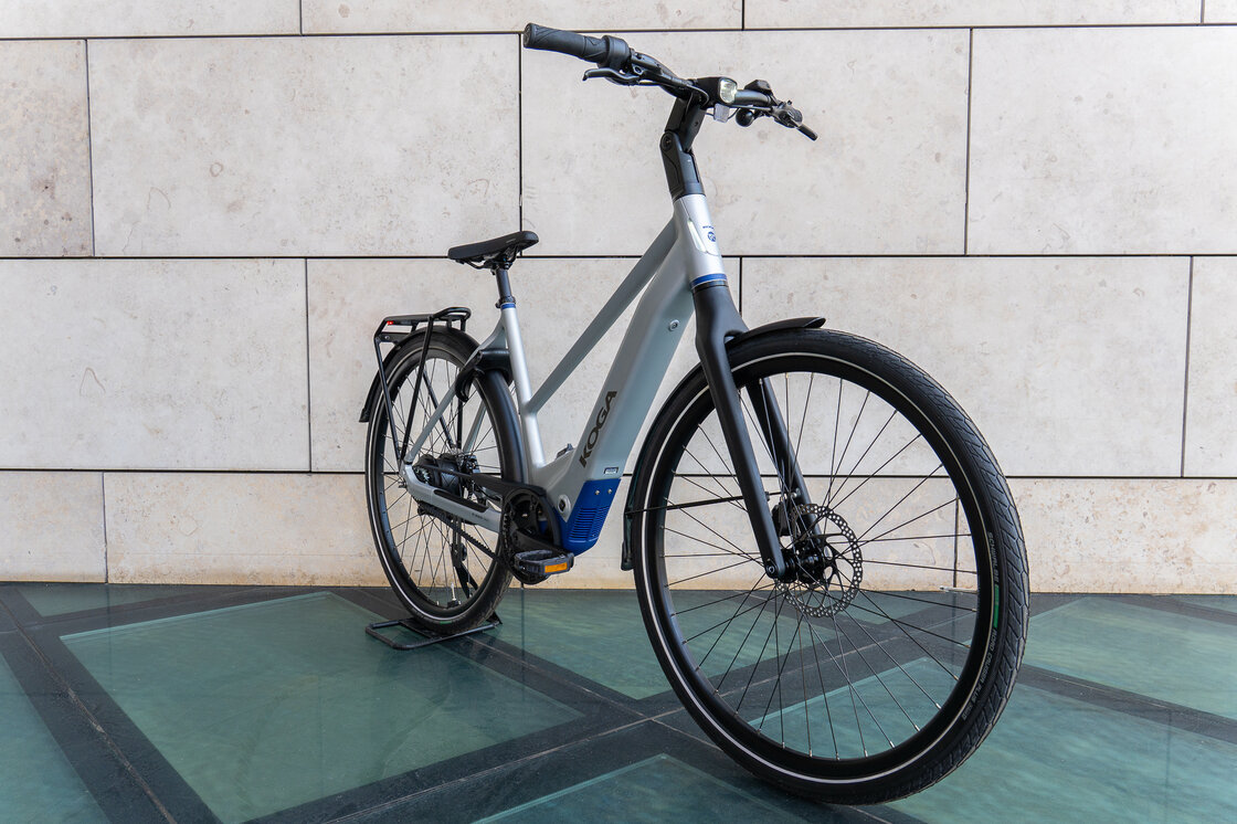 Lekki rower elektryczny na pasku KOGA E-F3 6.0 BOSCH Silver Mat