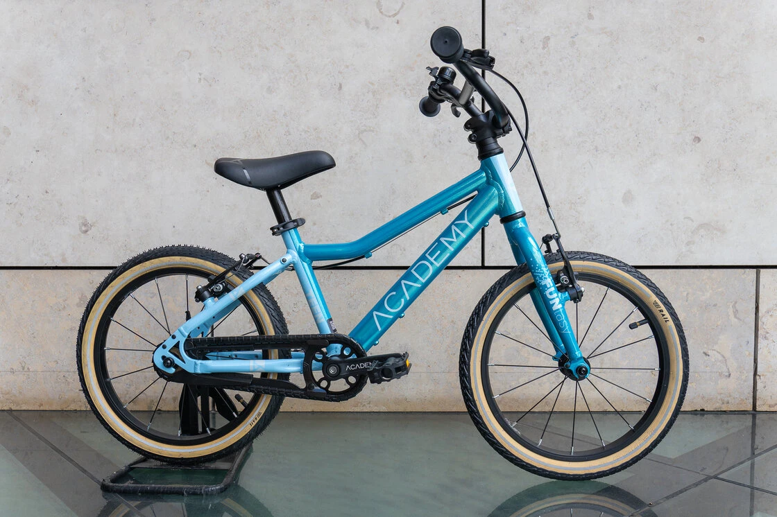 Lekki rowerek ACADEMY GRADE 3 16" Edition - FUNtasy Blue