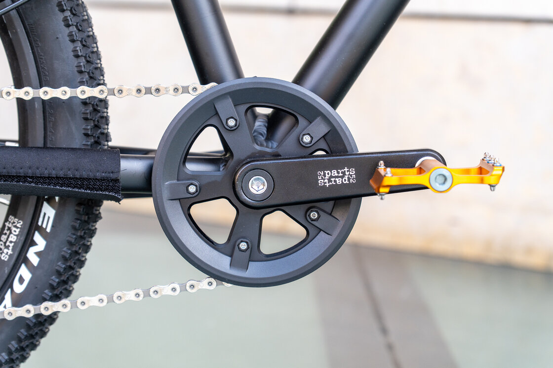 Lekki rowerek amortyzowany KUbikes 20 S MTB DISC Czarny + Laser Gold